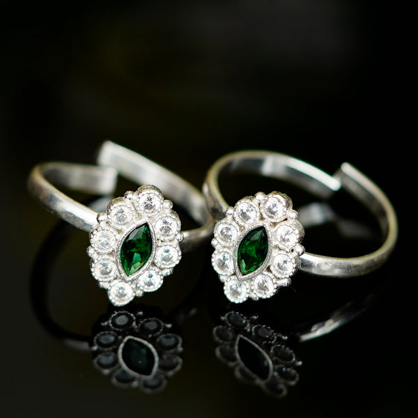Bichiya Diamond Silver Plated Toe Ring Set