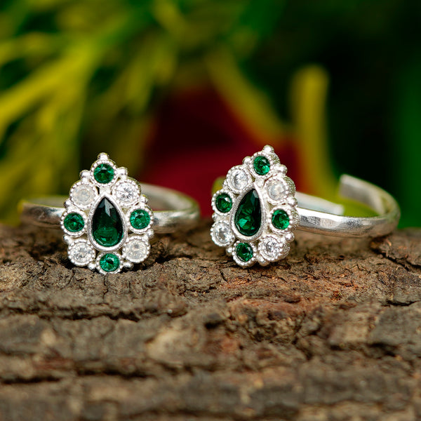 Bichiya Diamond Silver Plated Toe Ring Set