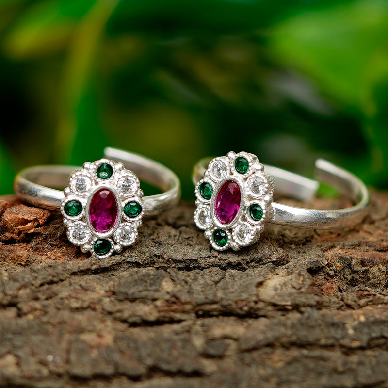 Bichiya Diamond Silver Plated Toe Ring Set