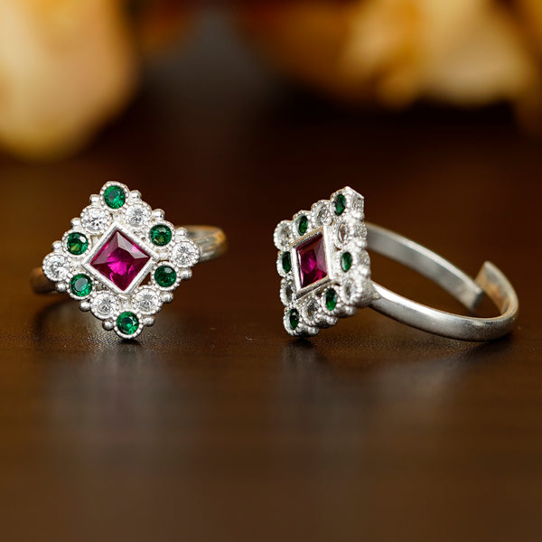 Bichiya Diamond Silver Plated Toe Ring Set