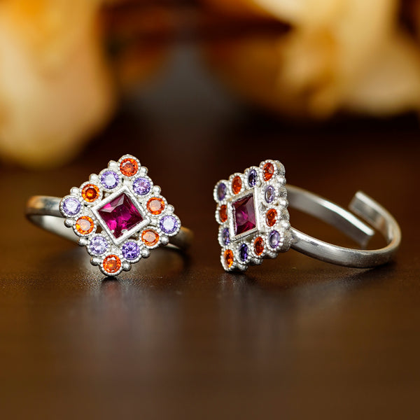 Bichiya Diamond Silver Plated Toe Ring Set