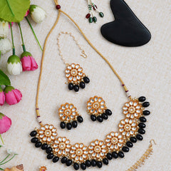 Gold Plated Kundan Stone Studded & Beaded Jewellery Set