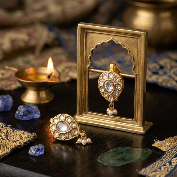 Elegant Jadau Kundan Teardrop Bugadi Earrings