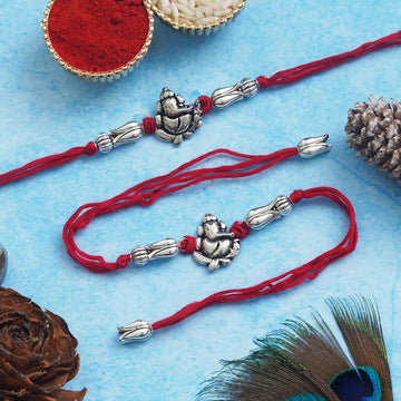 Rakhi Set – Antique Silver Design With Free Chawal & Kumkum